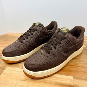 Nike Air Force 1 Low Brown Croc Embossed Gum Sole Sneakers Mens Size 7.5